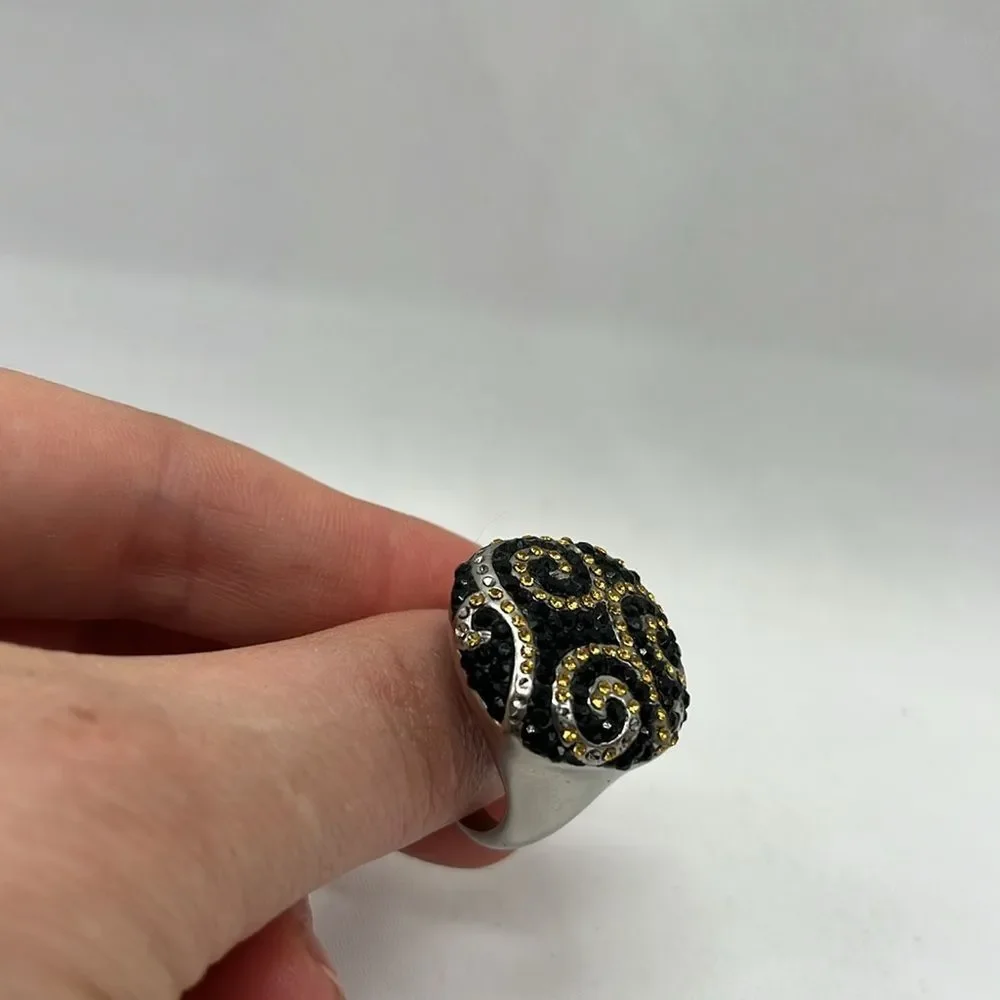 Vintage St. Steel Black & Gold Toned Swirl Costume Ring